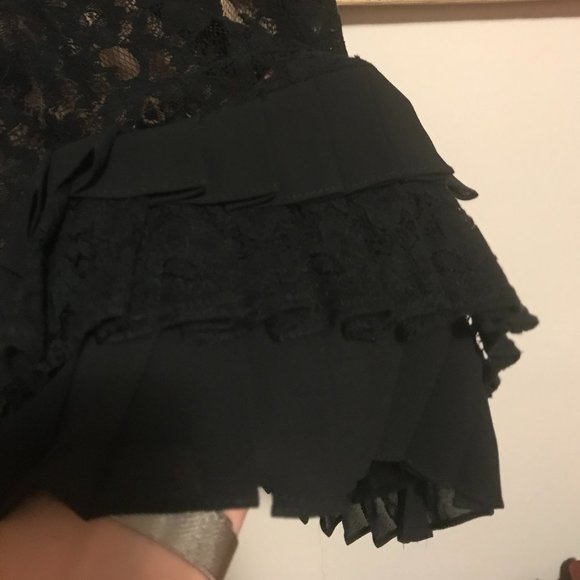 Jessica Simpson Black Lace Overlay Ruffle LBD 12 - Picture 2 of 7